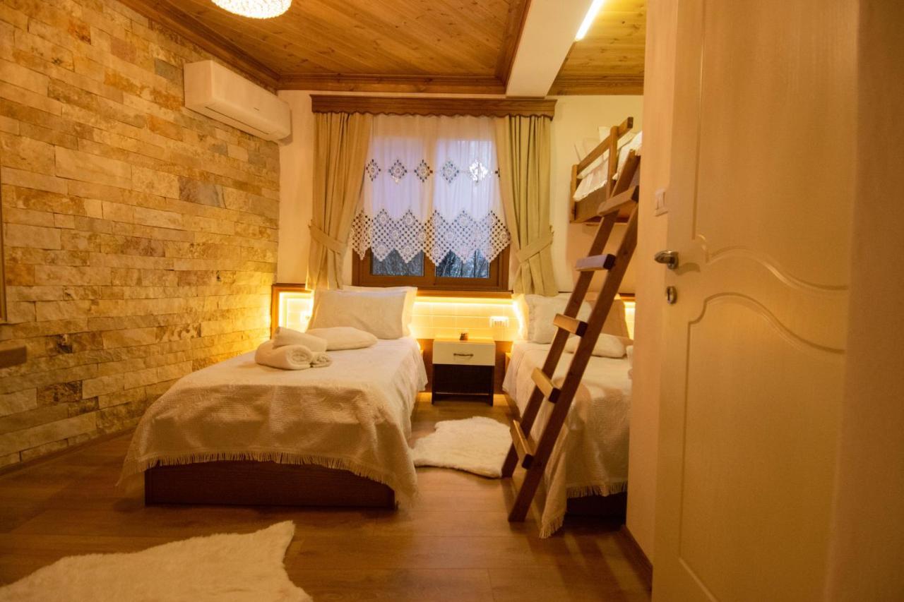 Te Kalaja Rooms Гірокастра Екстер'єр фото