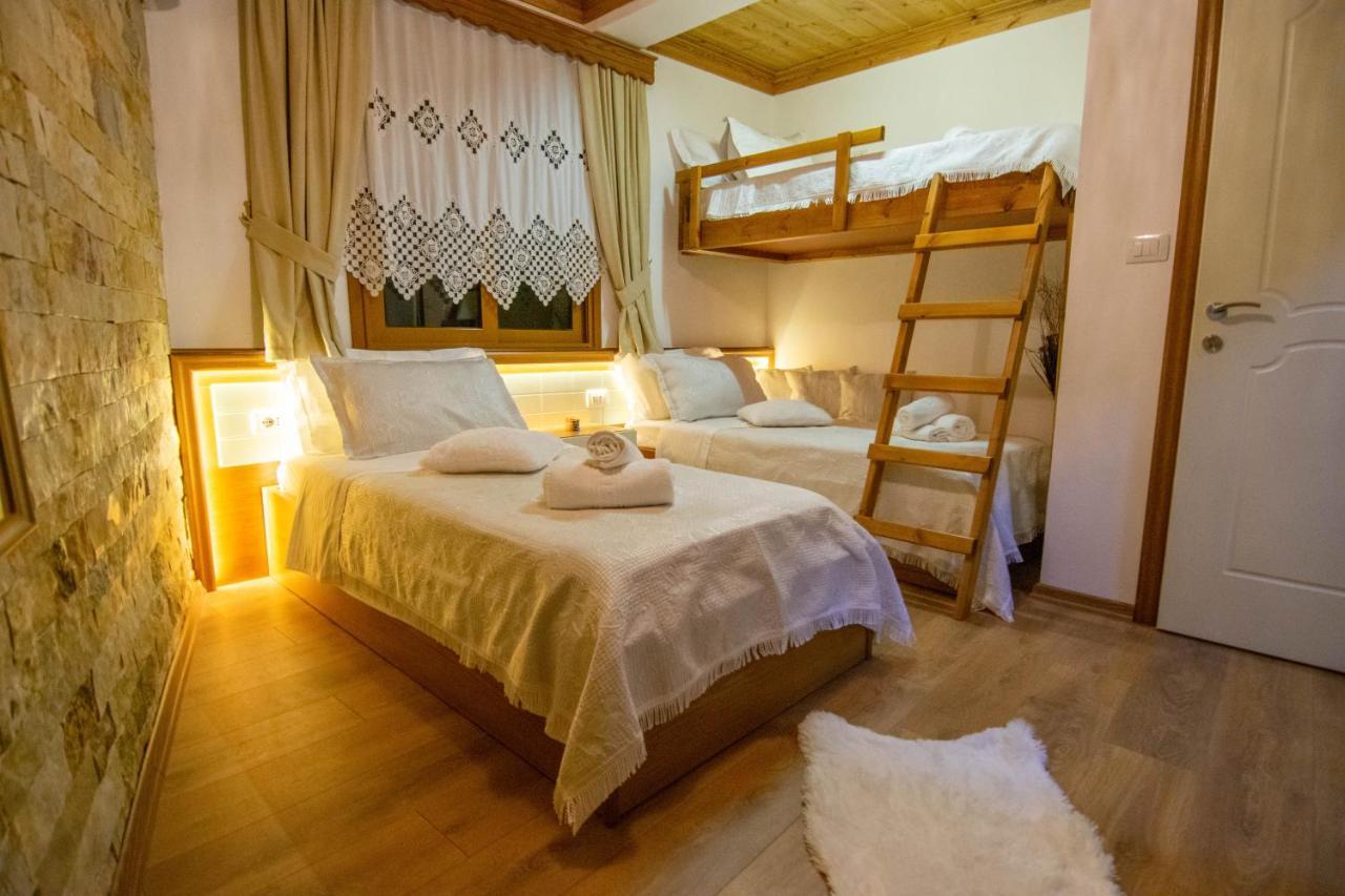 Te Kalaja Rooms Гірокастра Екстер'єр фото