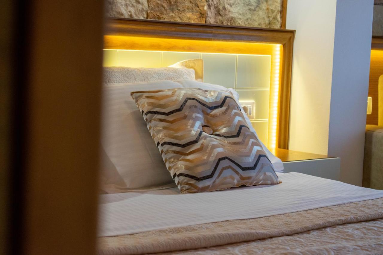 Te Kalaja Rooms Гірокастра Екстер'єр фото