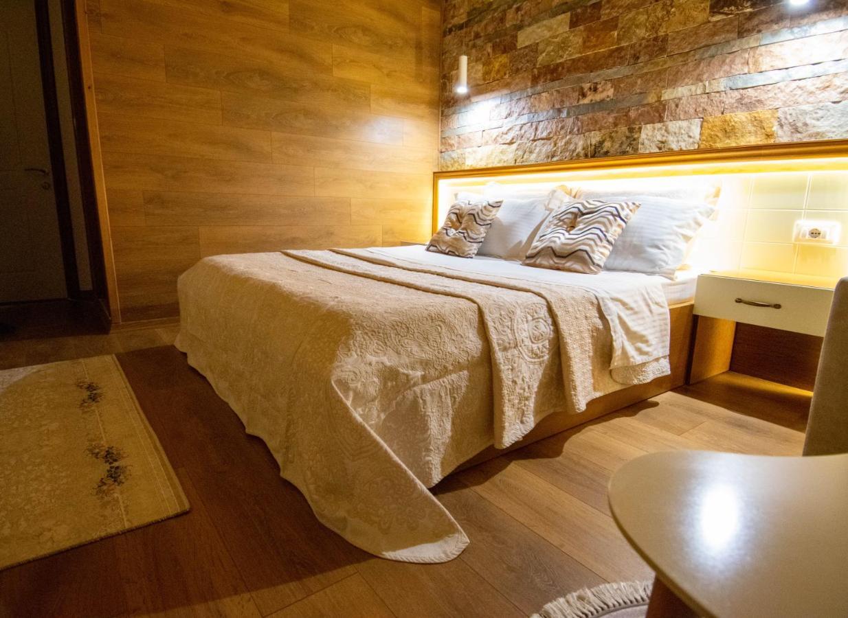 Te Kalaja Rooms Гірокастра Екстер'єр фото