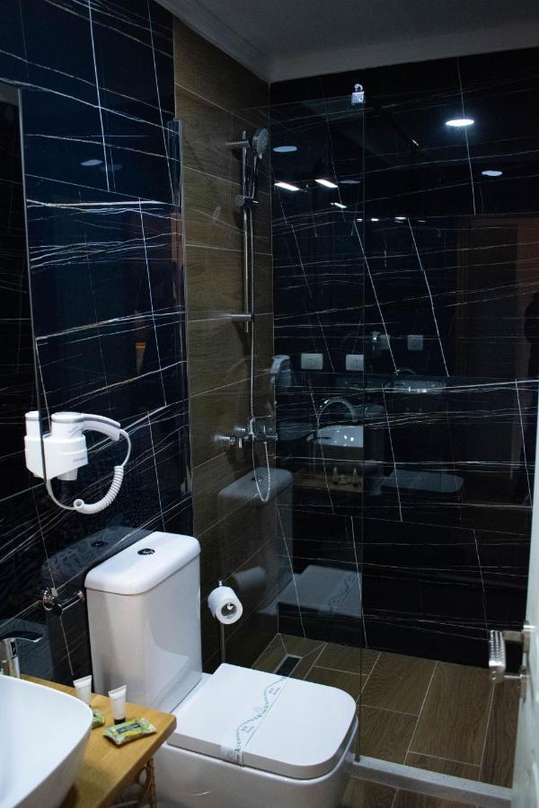 Te Kalaja Rooms Гірокастра Екстер'єр фото