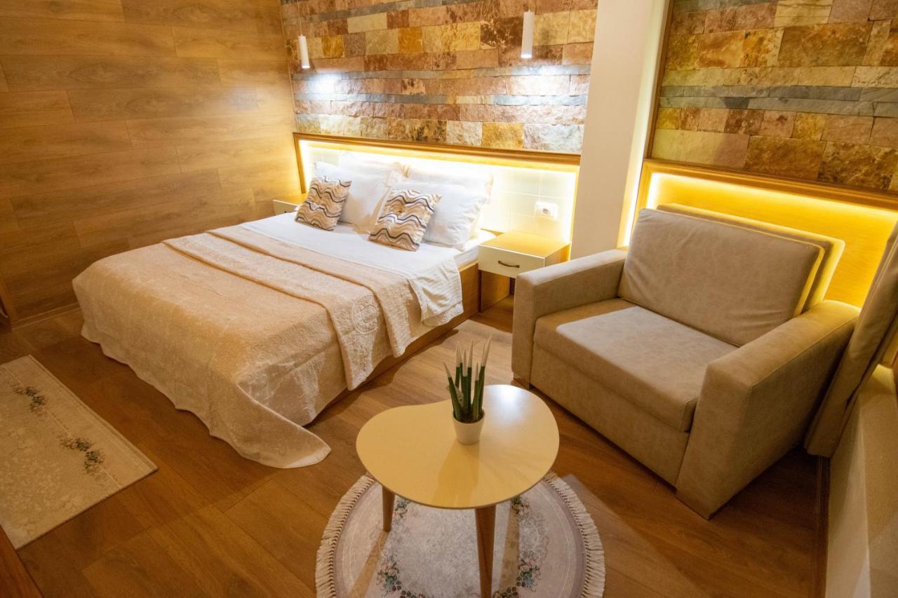 Te Kalaja Rooms Гірокастра Екстер'єр фото