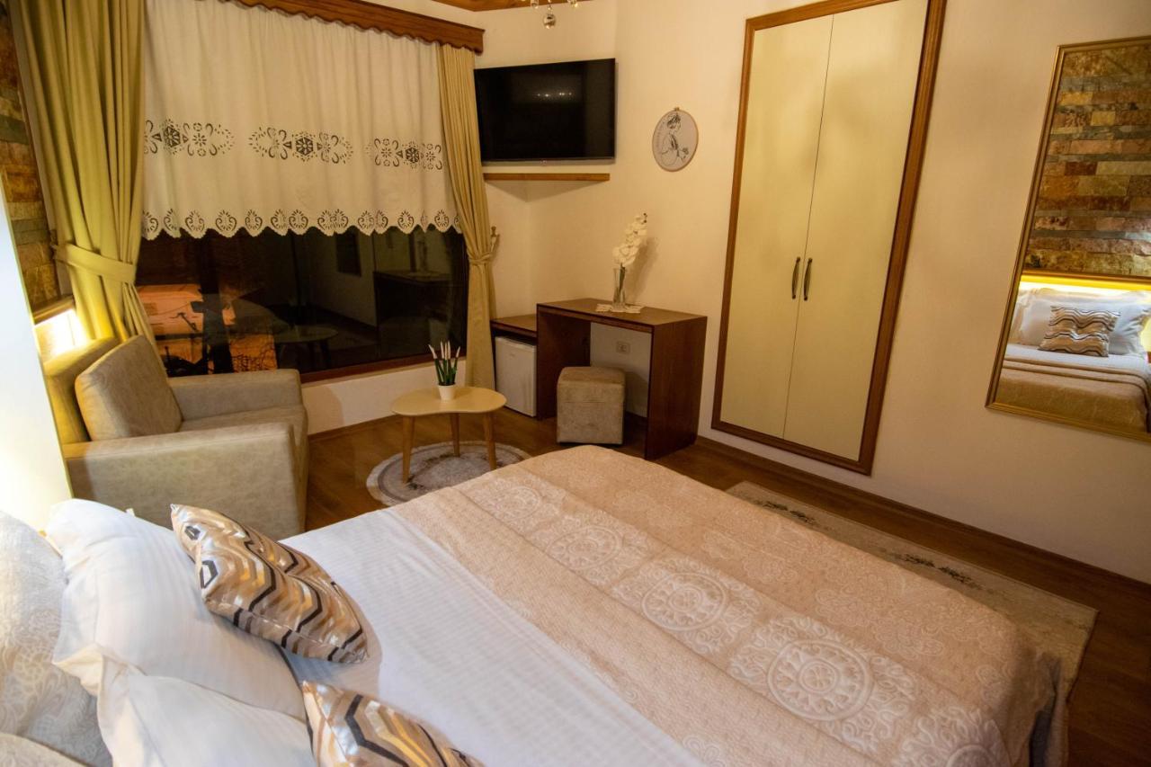 Te Kalaja Rooms Гірокастра Екстер'єр фото